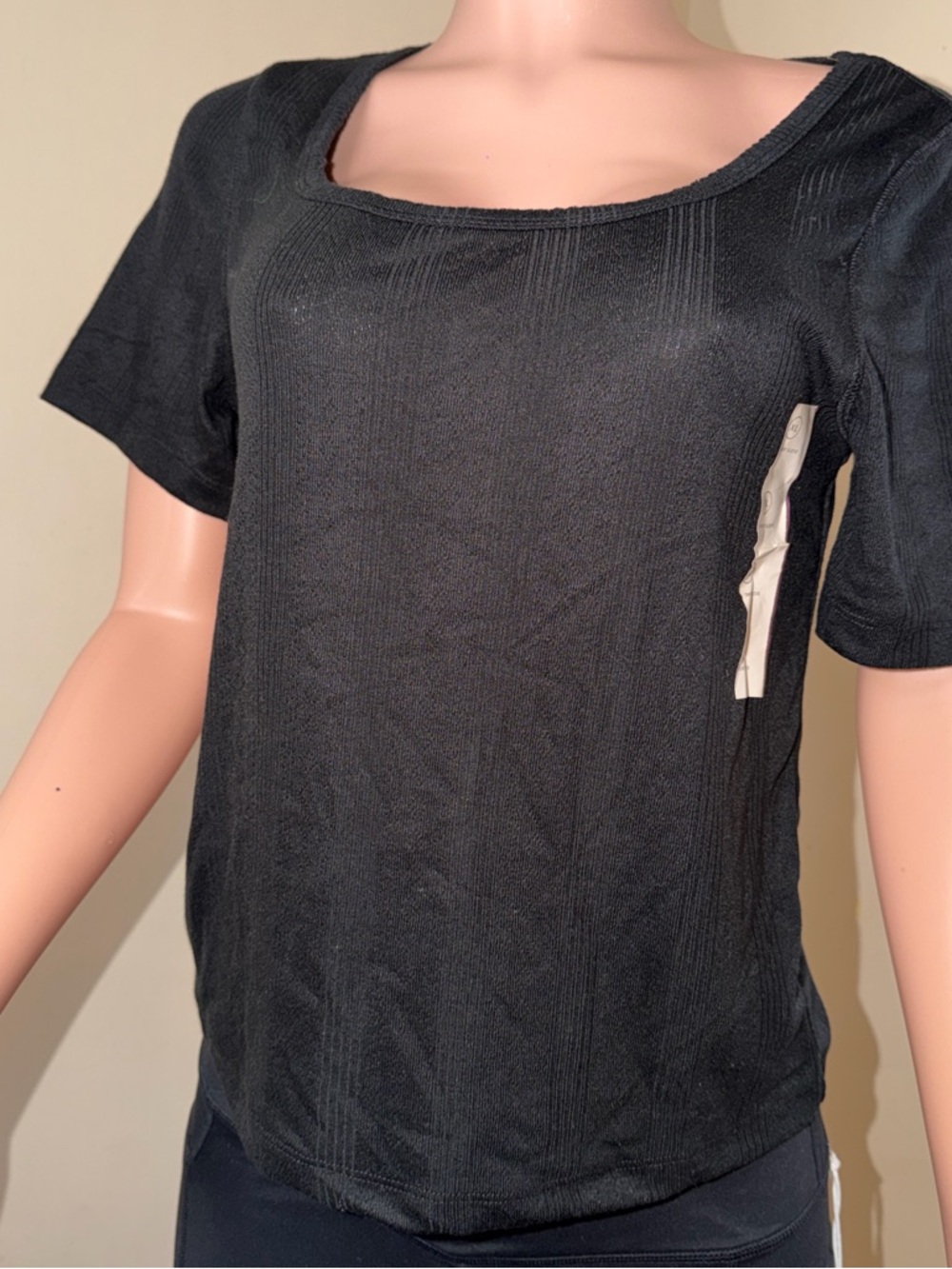 Universal Thread Black Square-Neck Crop Top